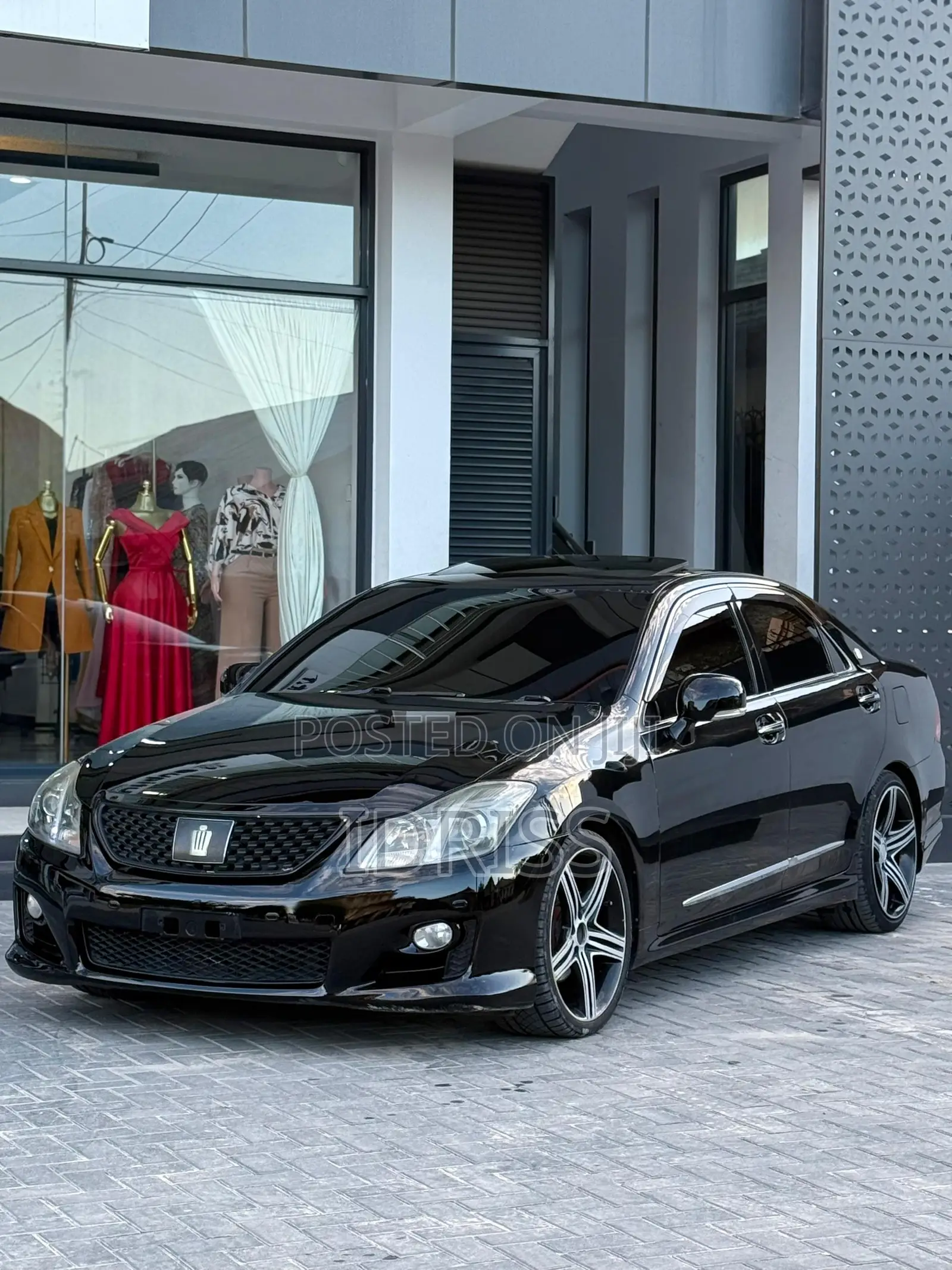 Toyota Crown 2009 Black