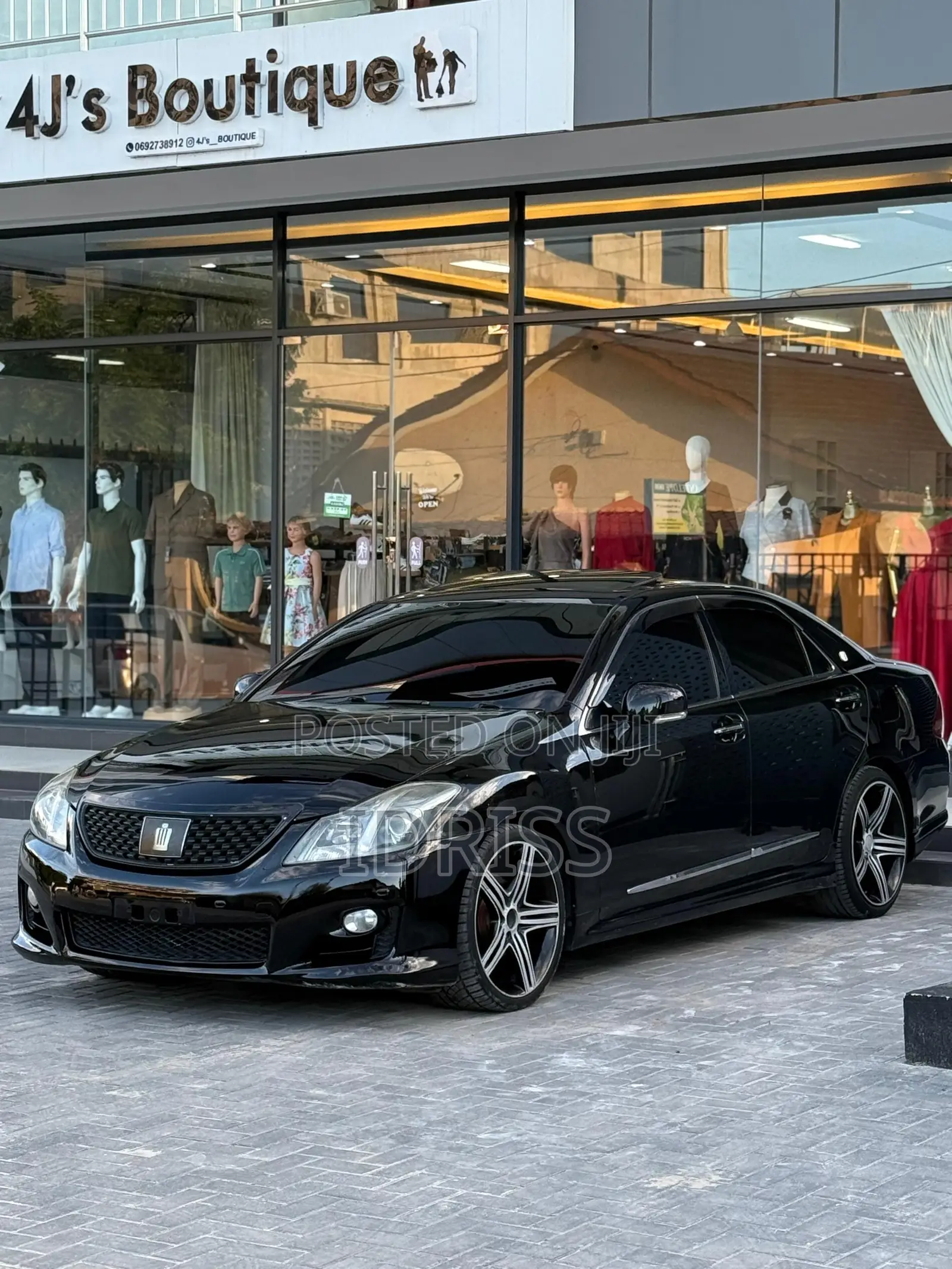 Toyota Crown 2009 Black