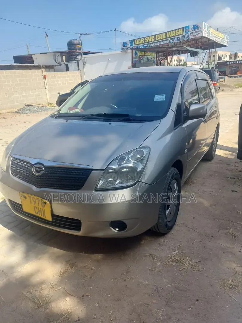 Toyota Corolla Spacio 2001
