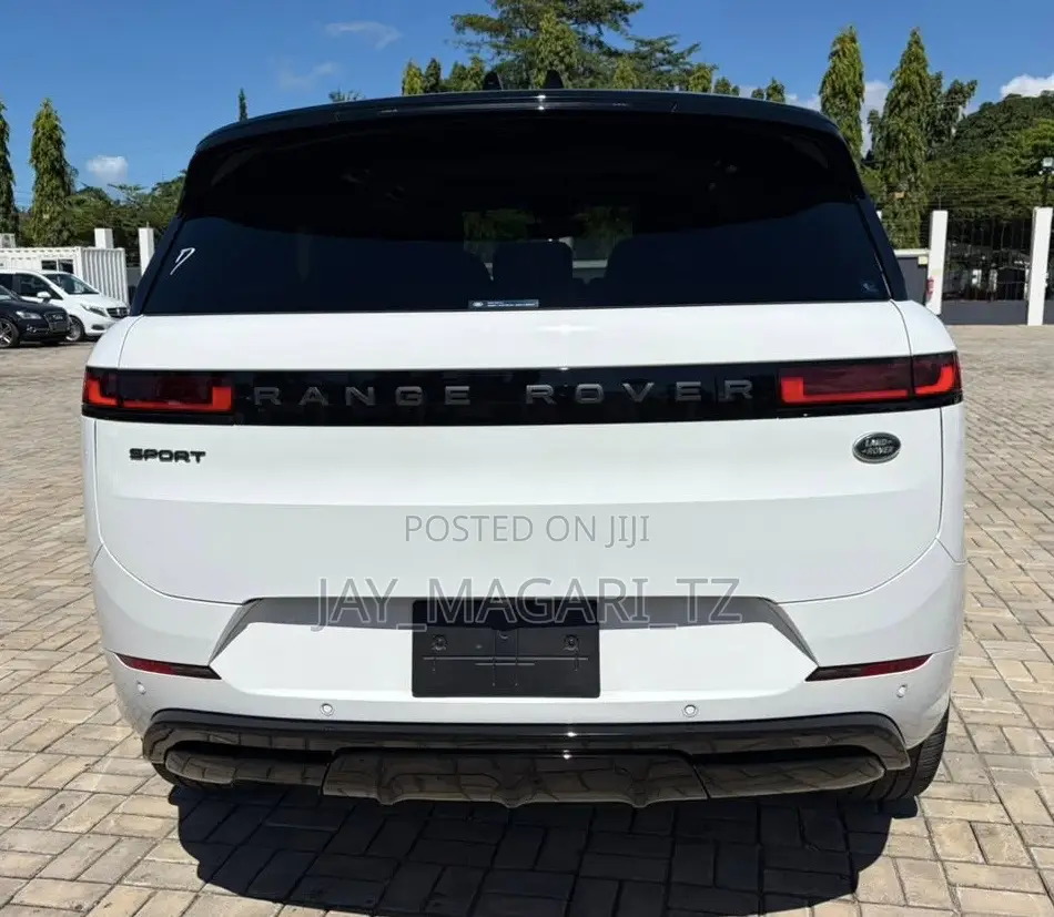 Land Rover Range Rover Sport 2023 White
