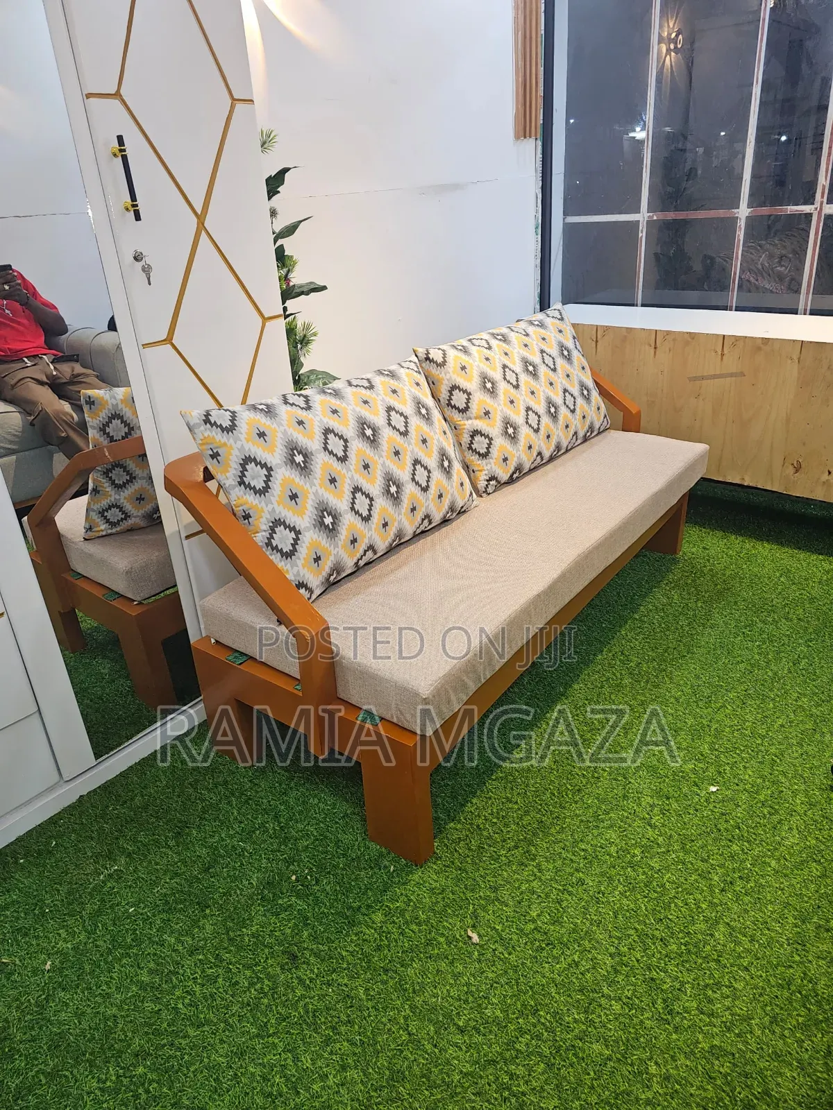 Waiting Seat