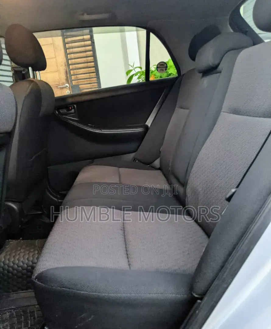 Toyota Allex 2004 Silver