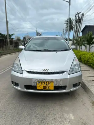 Toyota Wish 2005 Silver