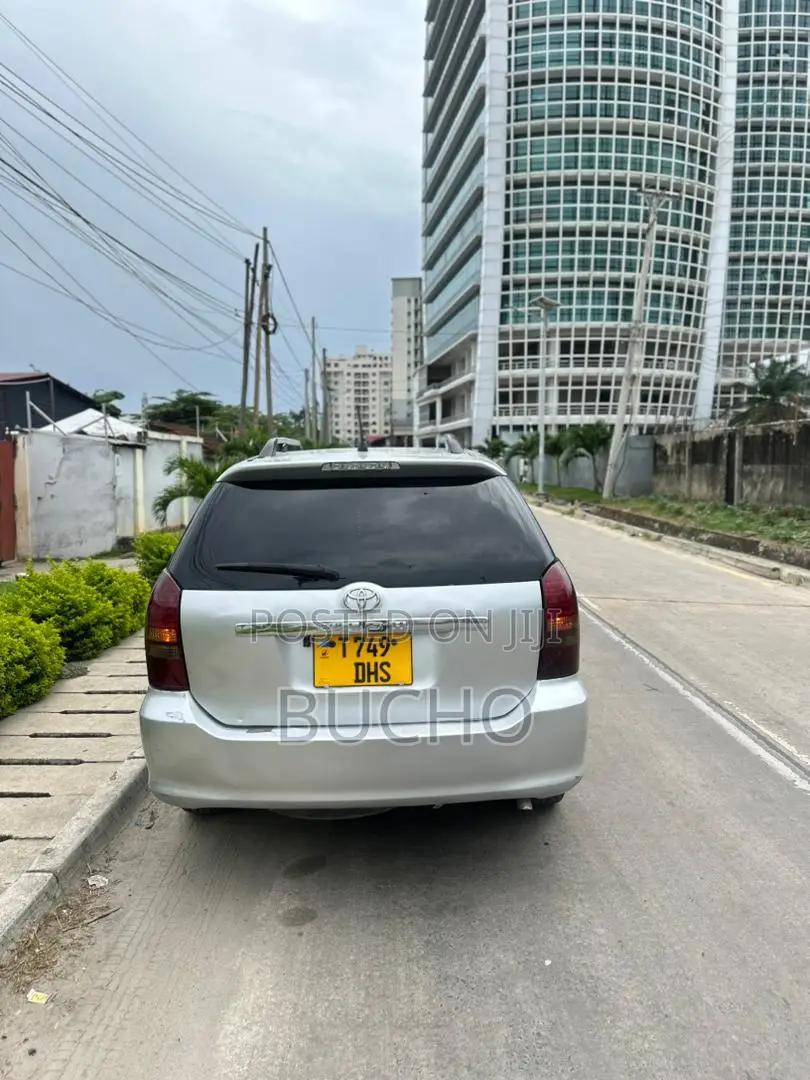 Toyota Wish 2005 Silver