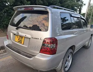 Toyota Kluger 2005 Silver