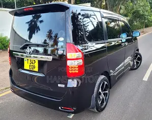 Toyota Noah 2009 Black