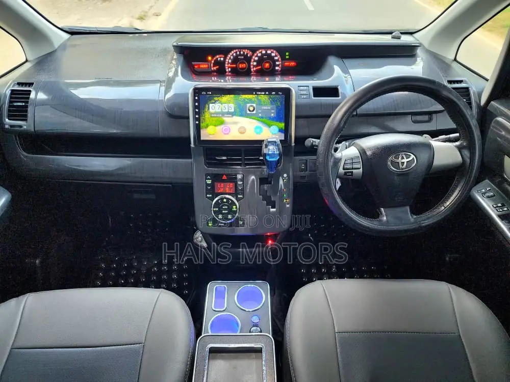 Toyota Noah 2009 Black