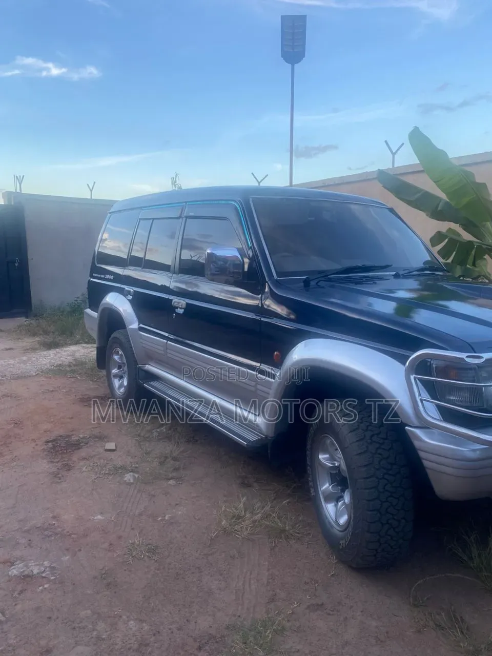Mitsubishi Pajero 2000 Blue