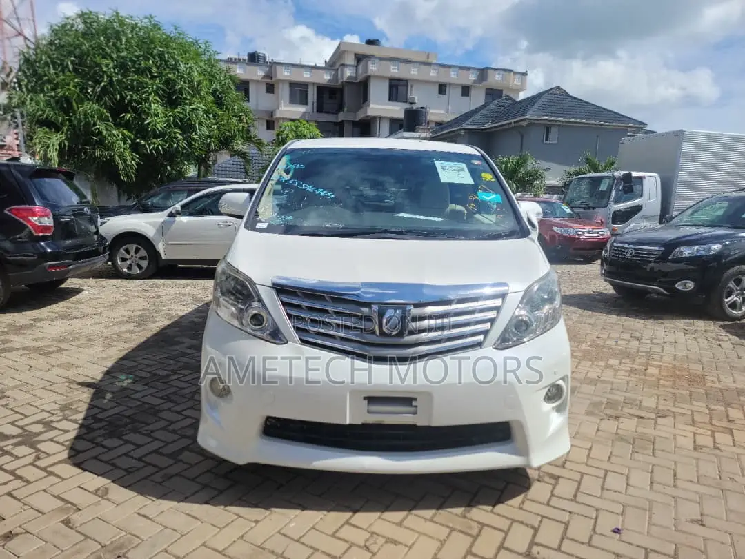 Toyota Alphard 2009 White