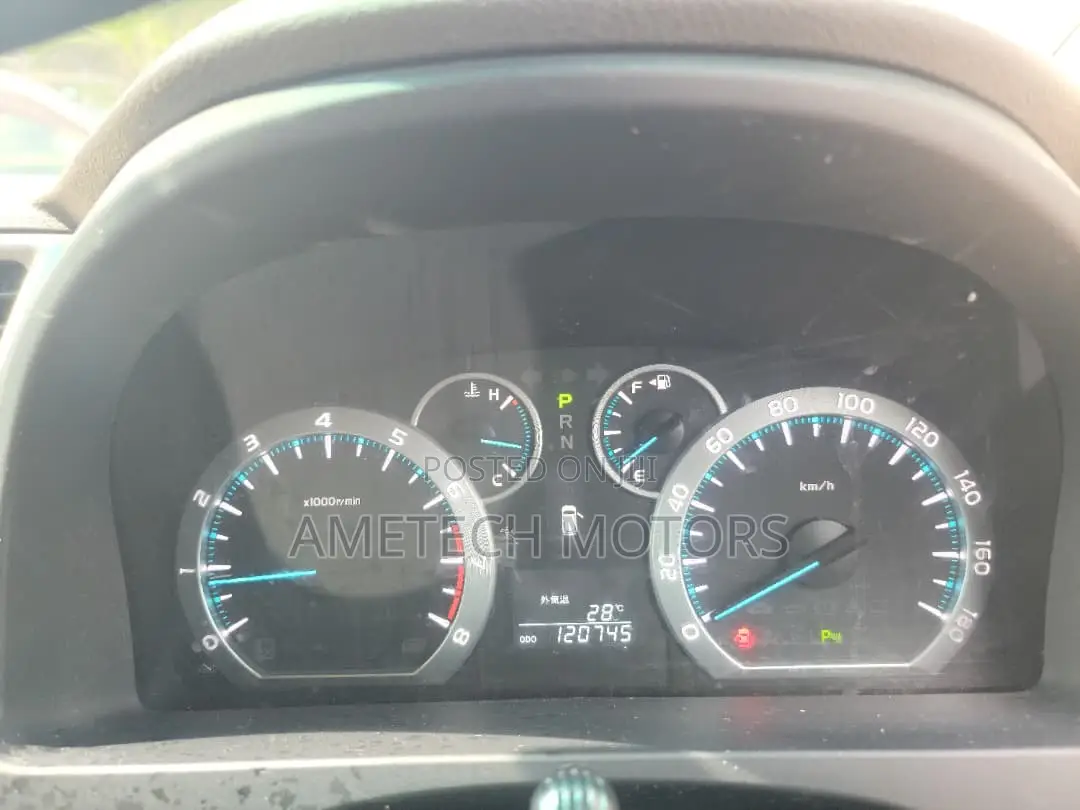 Toyota Alphard 2009 White