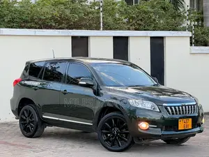 Toyota Vanguard 2010 Green