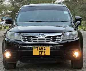 Subaru Forester 2010 Black