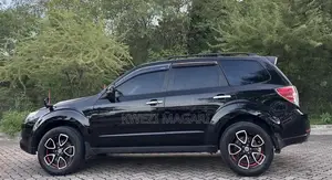 Subaru Forester 2010 Black