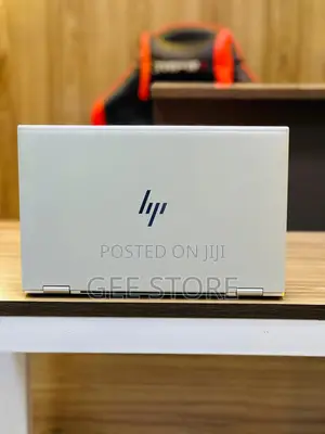 Laptop HP EliteBook 1040 G8 16GB Intel Core i7 SSD 512GB