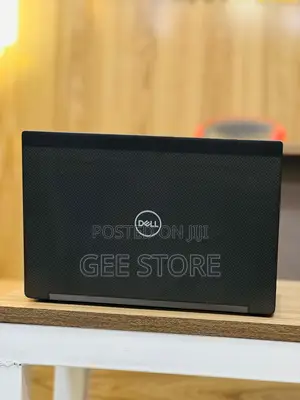 Laptop Dell Latitude 7390 8GB Intel Core i5 SSD 256GB
