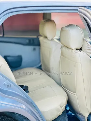 Toyota Starlet 2002 Silver