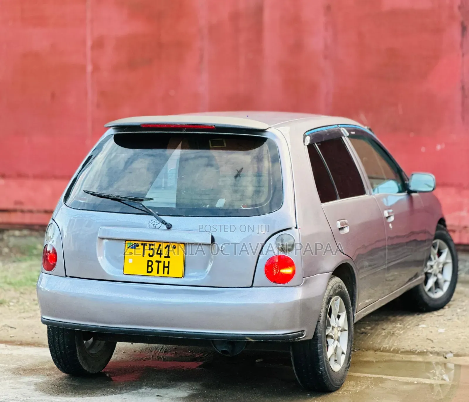 Toyota Starlet 2002 Silver