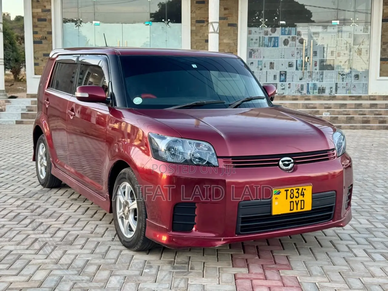 Toyota Rumion 1.5 FWD 2021 Red