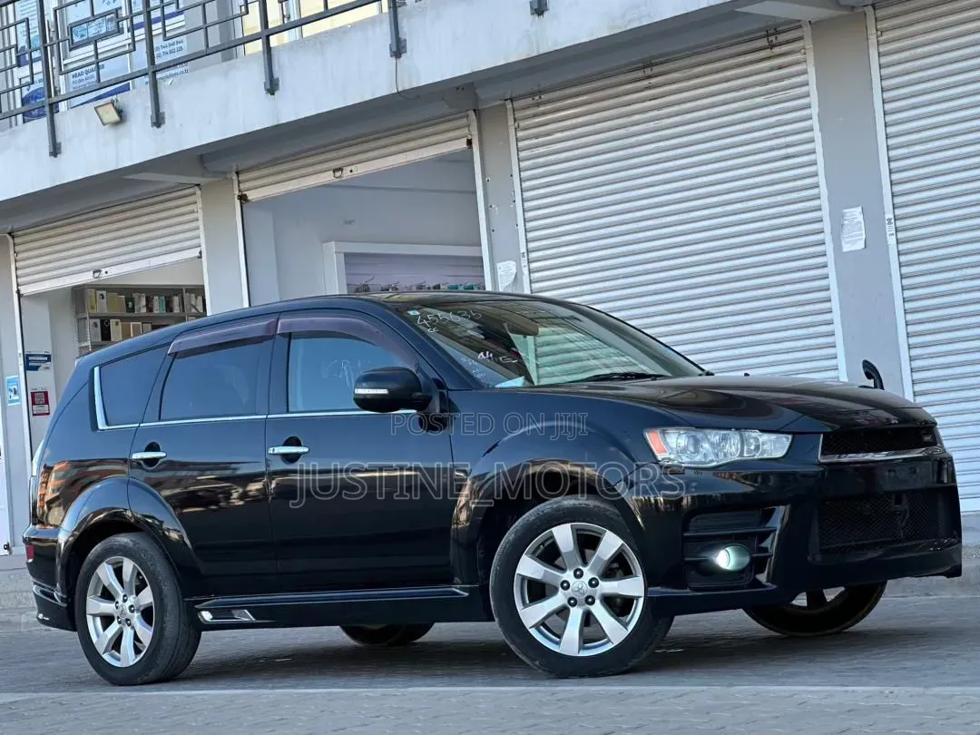 Mitsubishi Outlander 2011 Black