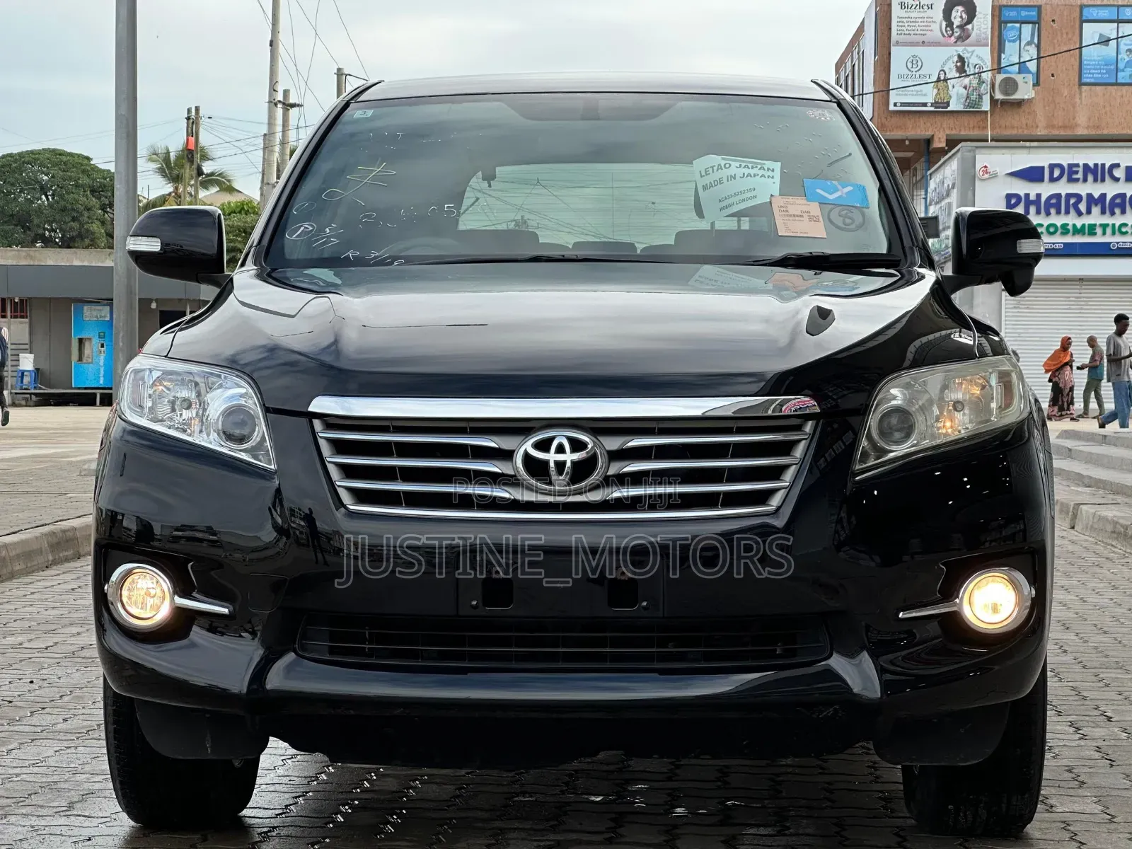 Toyota Vanguard 2011 Black