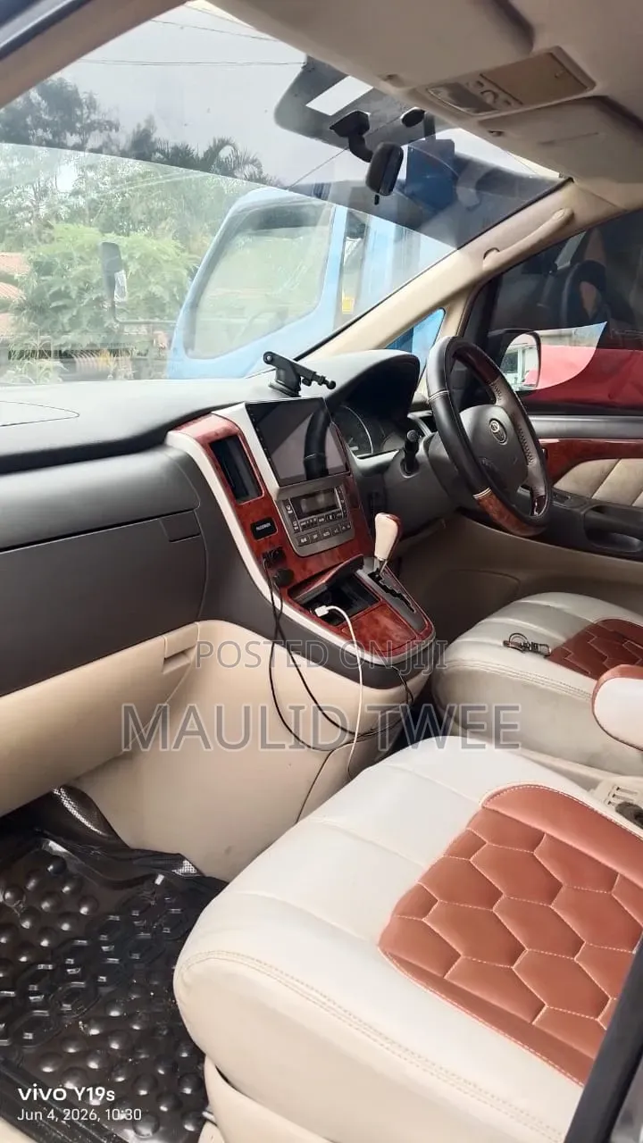 Toyota Alphard 2003 Gray