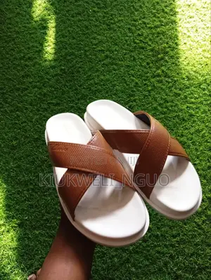 Clarke Luxury Dandals