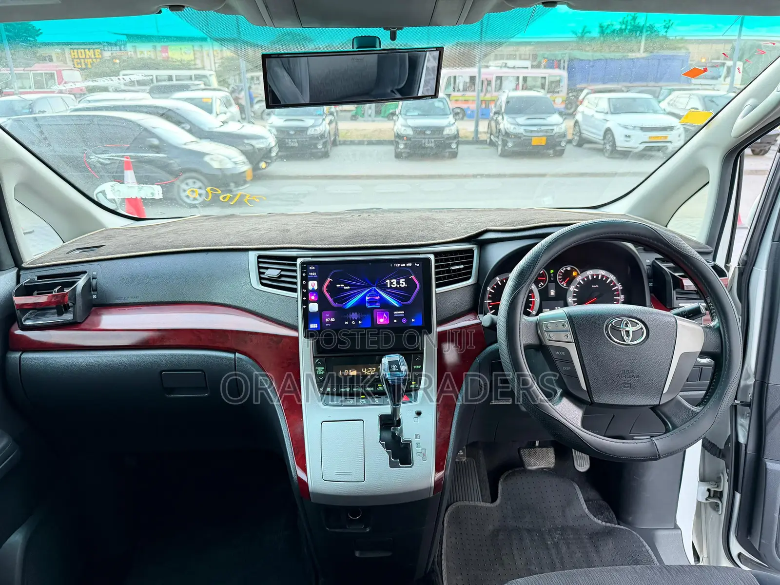 Toyota Alphard 2.4 Petrol FWD 2009 White