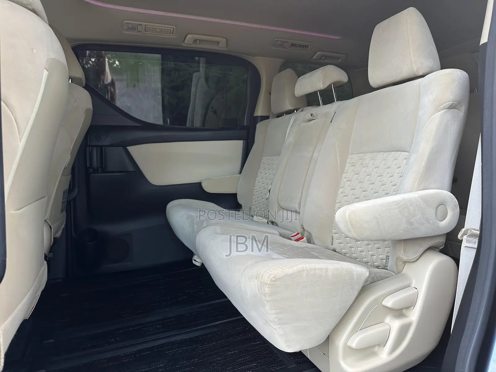 Toyota Alphard 2.5 Petrol FWD 2016 Gray