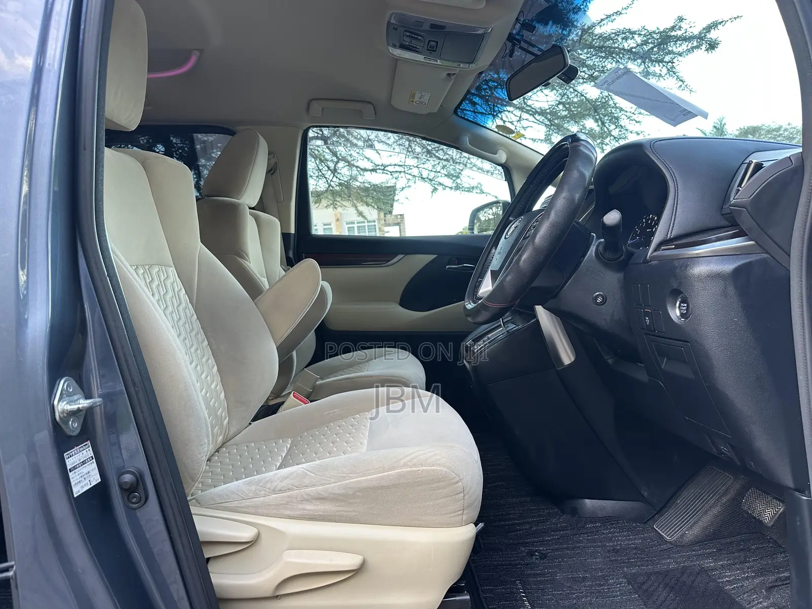 Toyota Alphard 2.5 Petrol FWD 2016 Gray