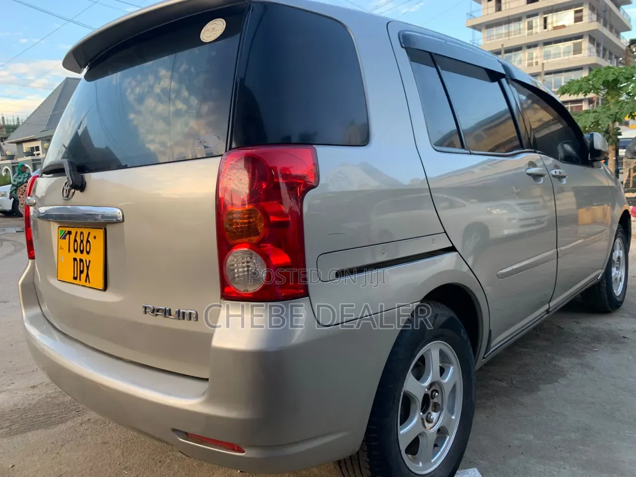 Toyota Raum 2004 Beige