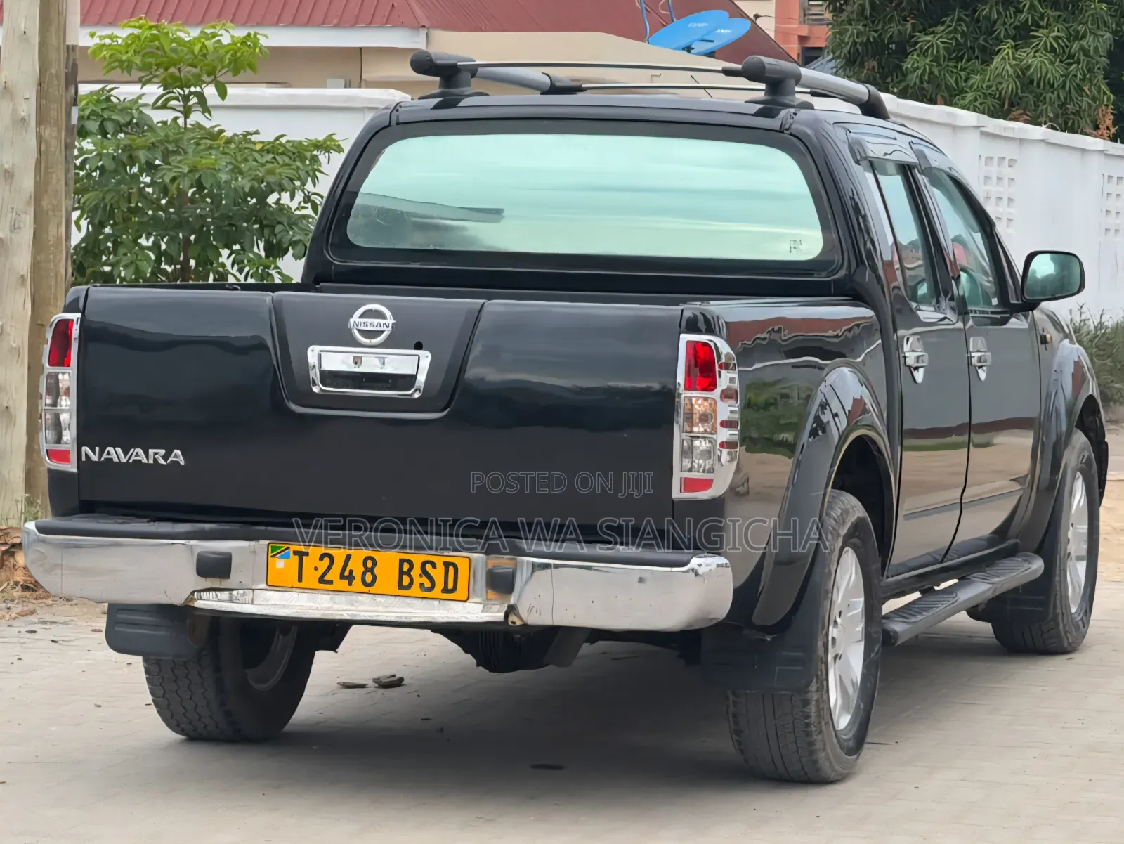 Nissan Navara 2005 Black