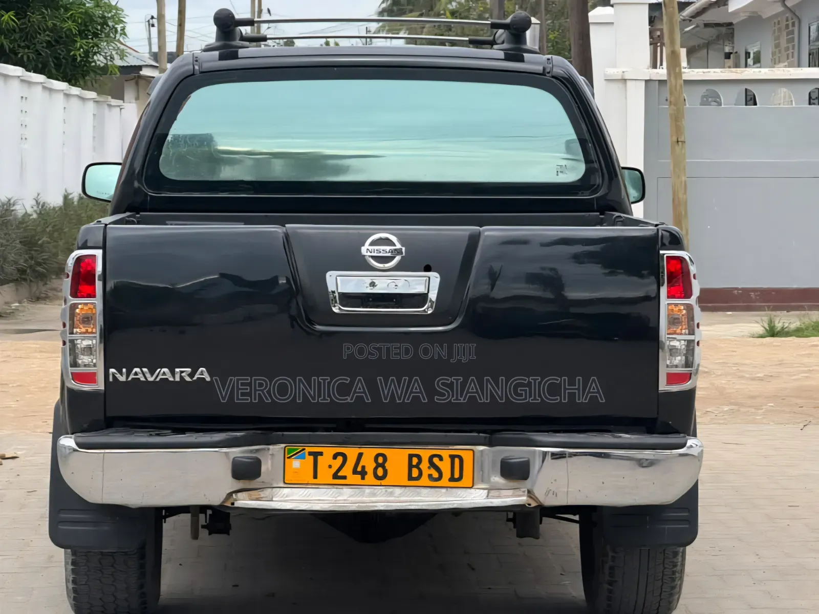 Nissan Navara 2005 Black