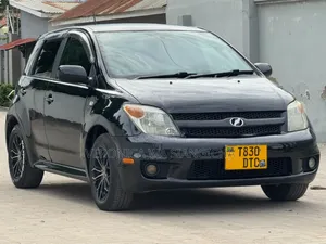 Toyota IST 2006 Black