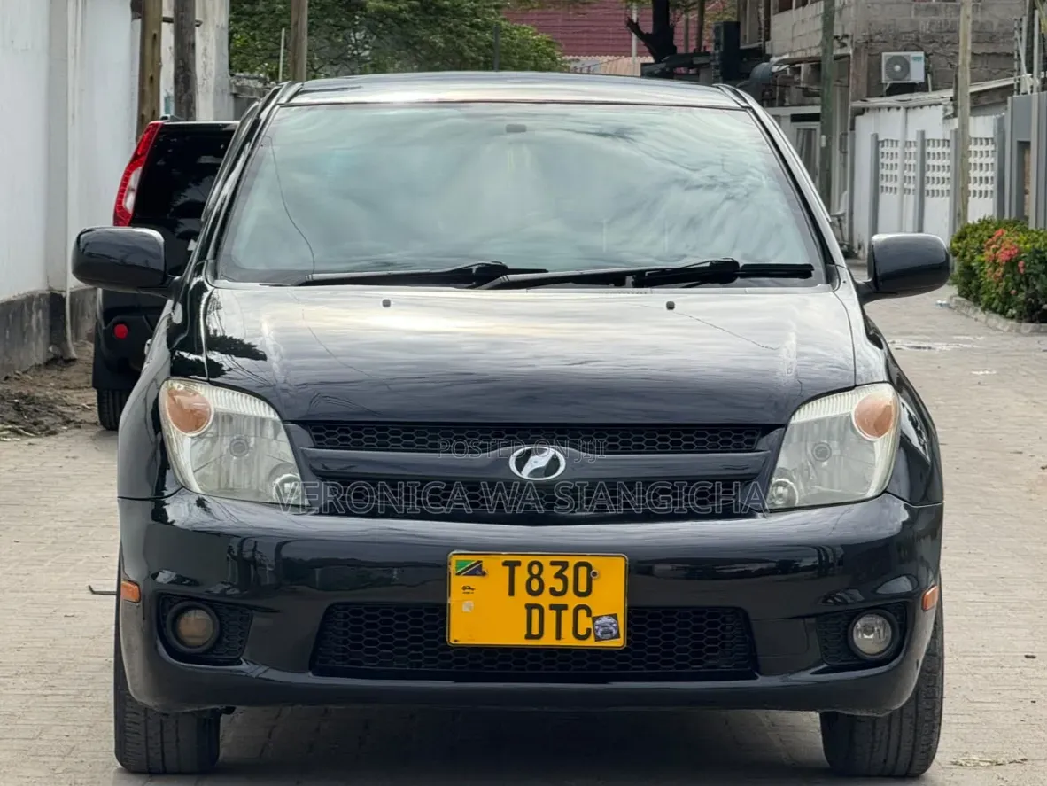 Toyota IST 2006 Black