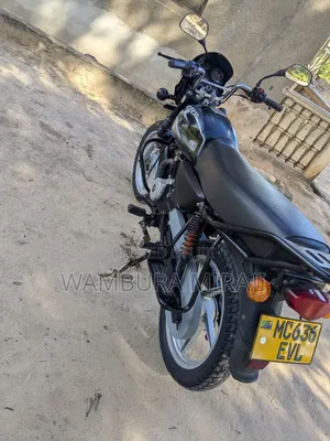 New Bajaj Boxer 125 2026 Black
