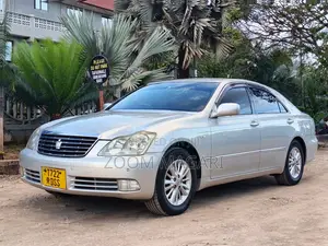 Toyota Crown 2004 Silver