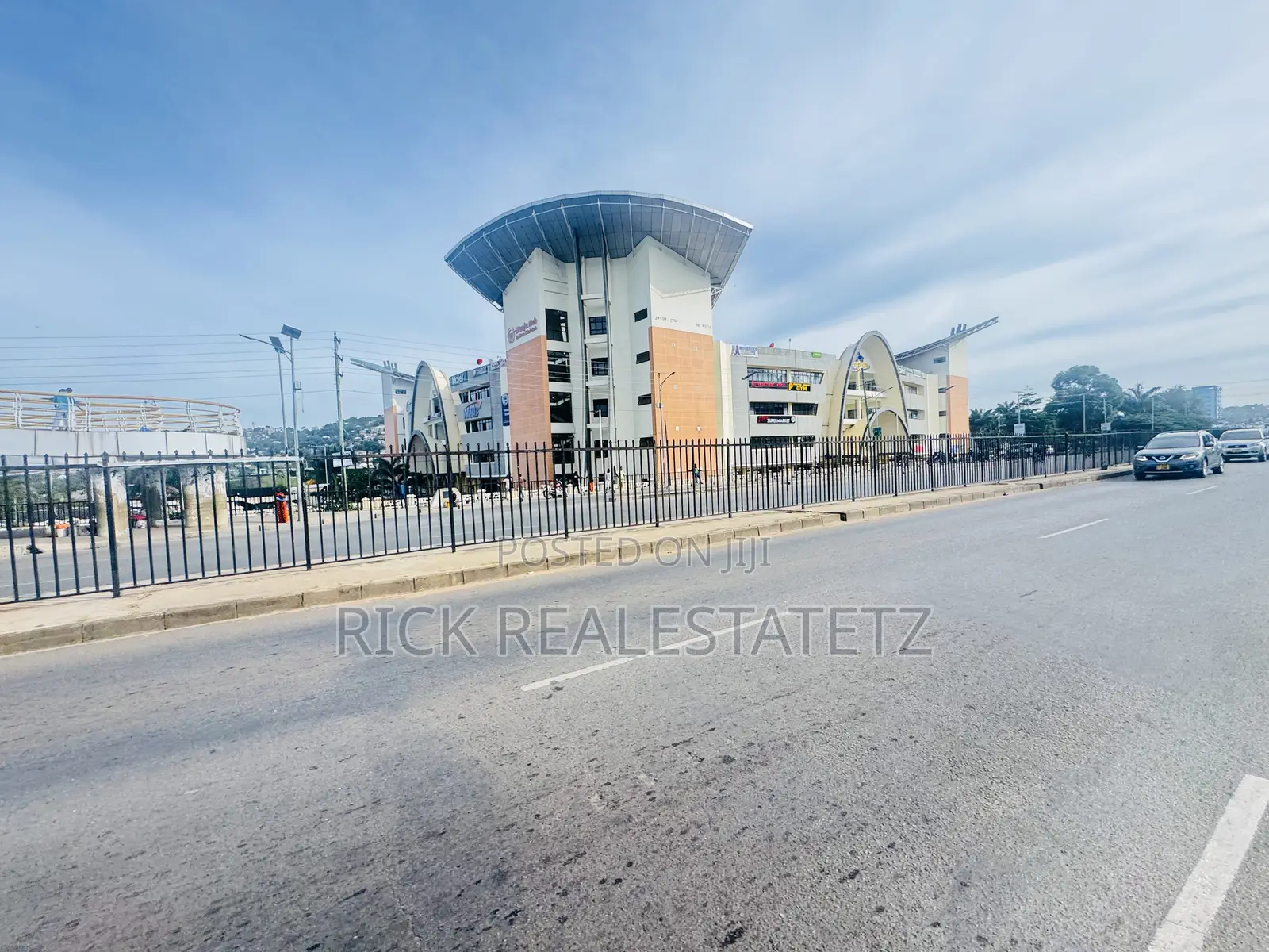 3bdrm House in Nyamanoro for sale