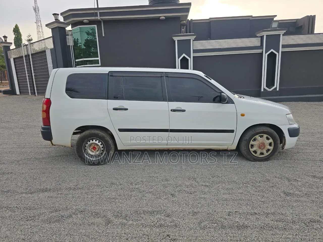 Toyota Succeed 2005 Pearl