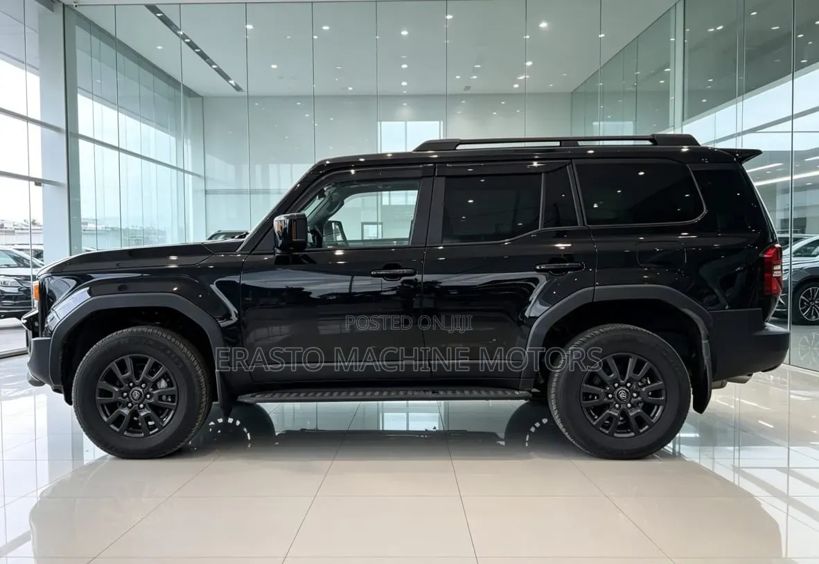 Toyota Land Cruiser 2025 Black