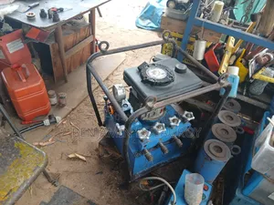 Hydraulic Lifting Machine