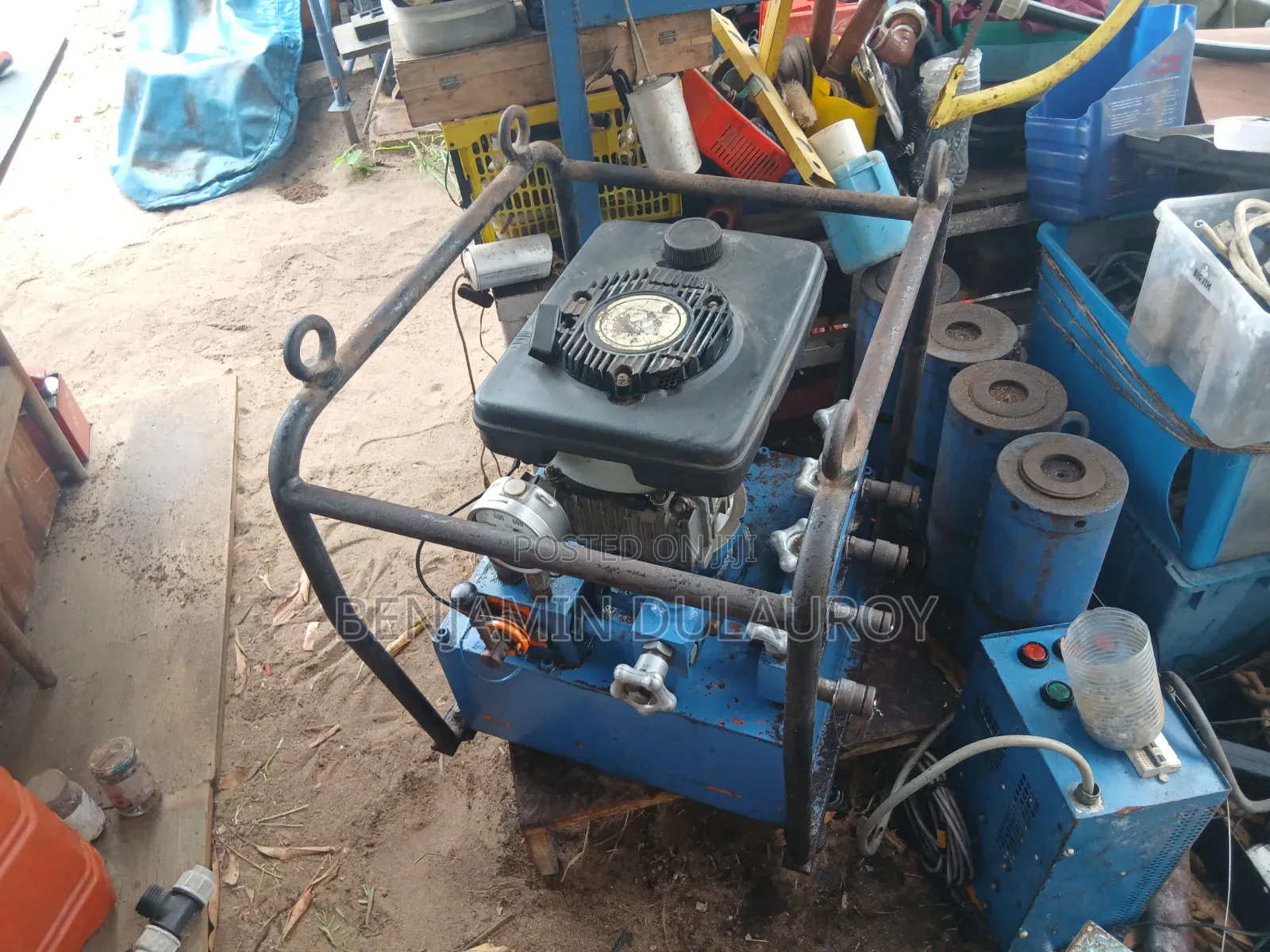 Hydraulic Lifting Machine