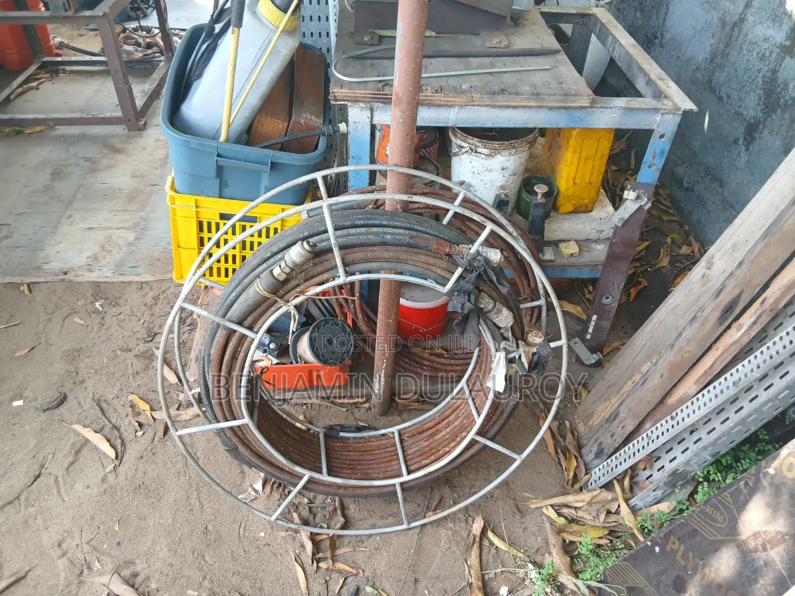 Hydraulic Lifting Machine