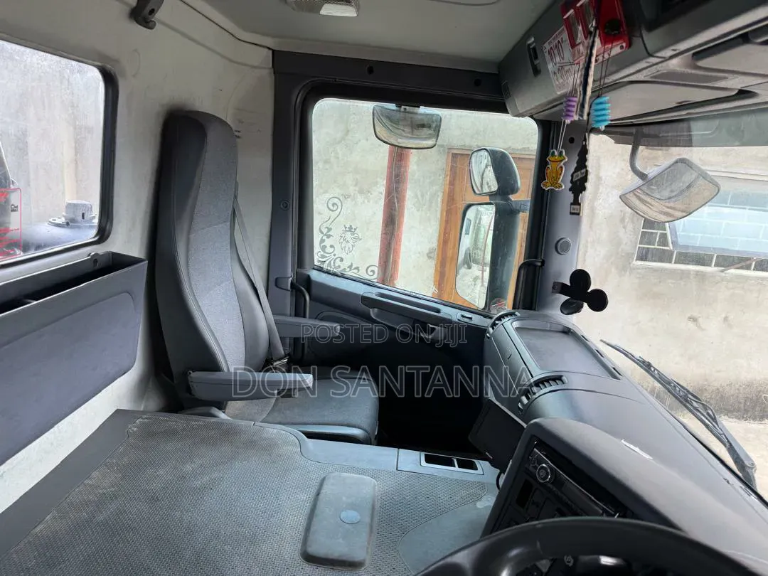 Scania P270