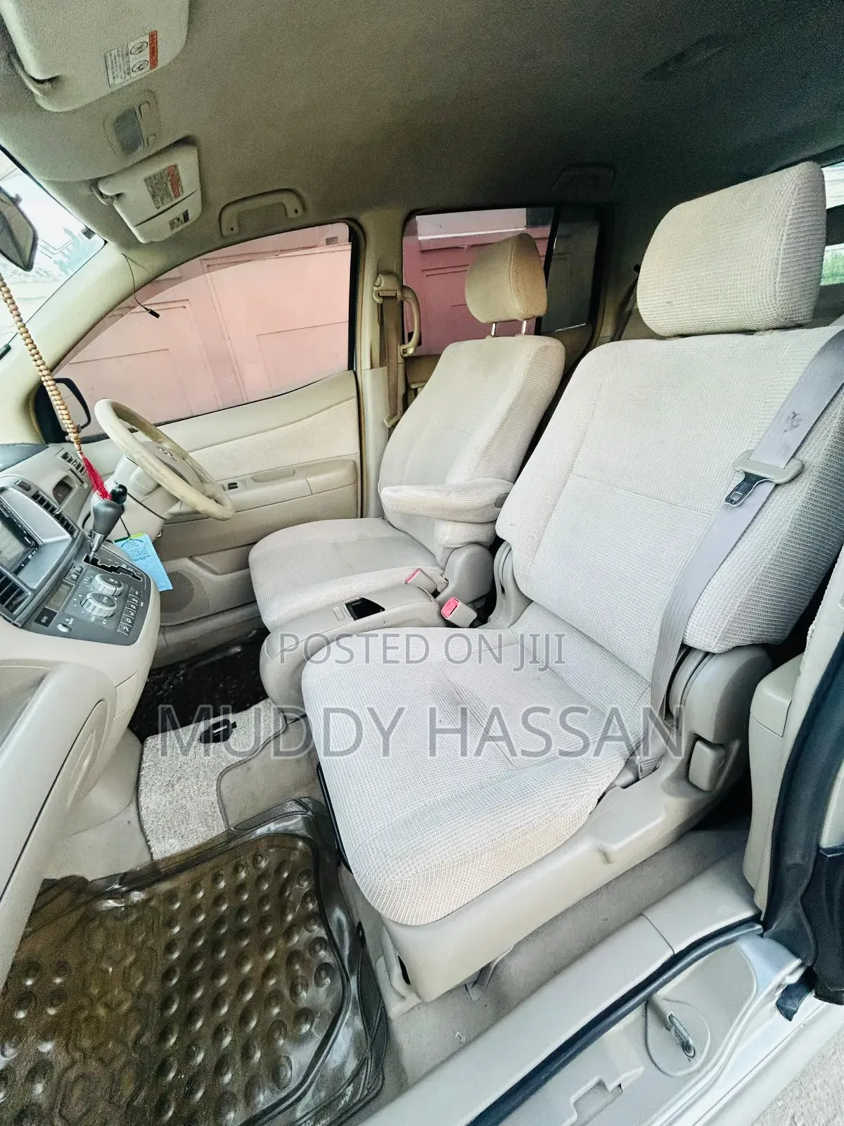 Toyota Raum 2005 Silver