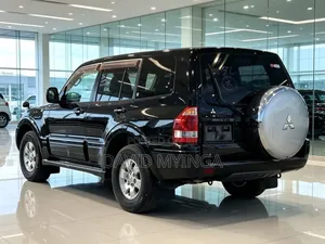 Mitsubishi Pajero 2007 Black
