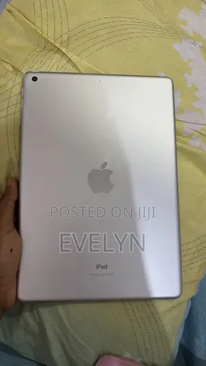 Apple iPad (2022) 16 GB Silver