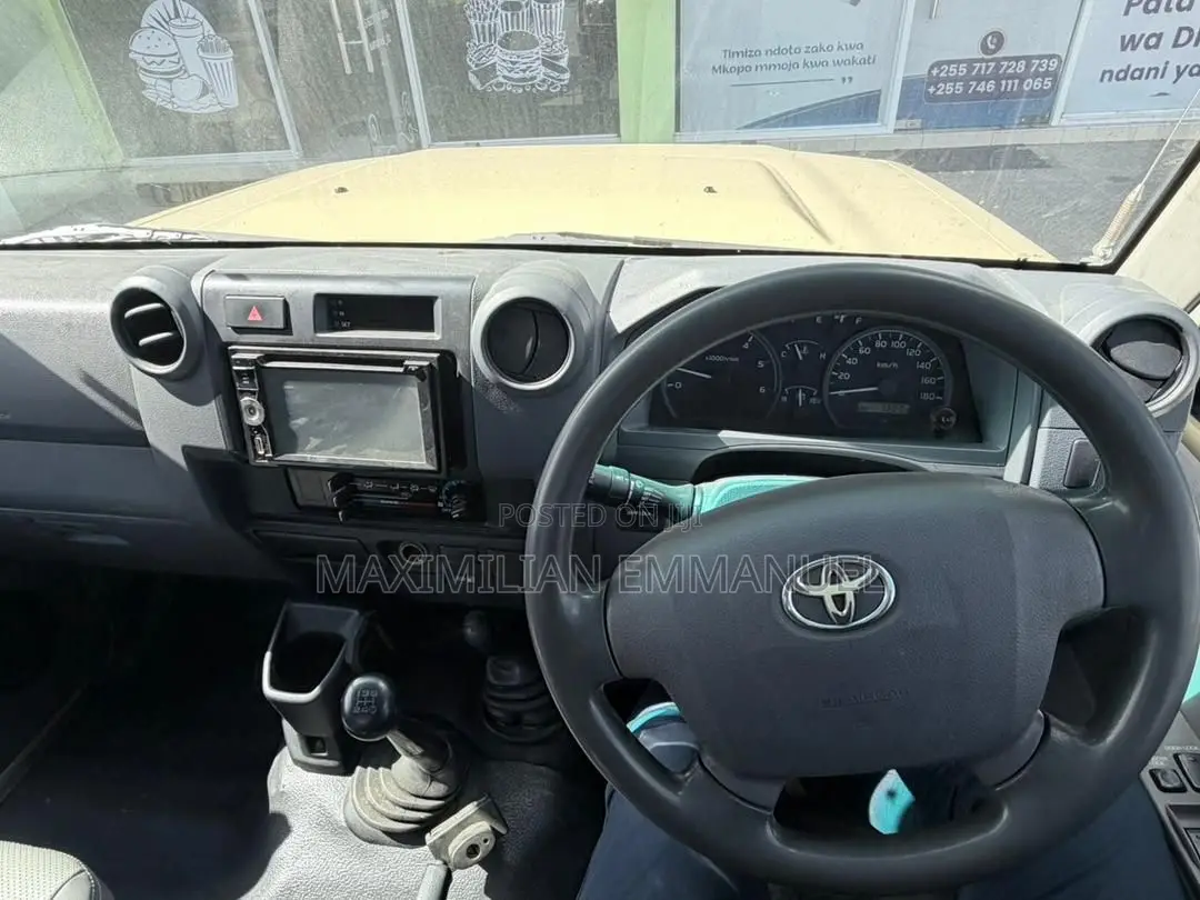 Toyota Land Cruiser 2014 Brown