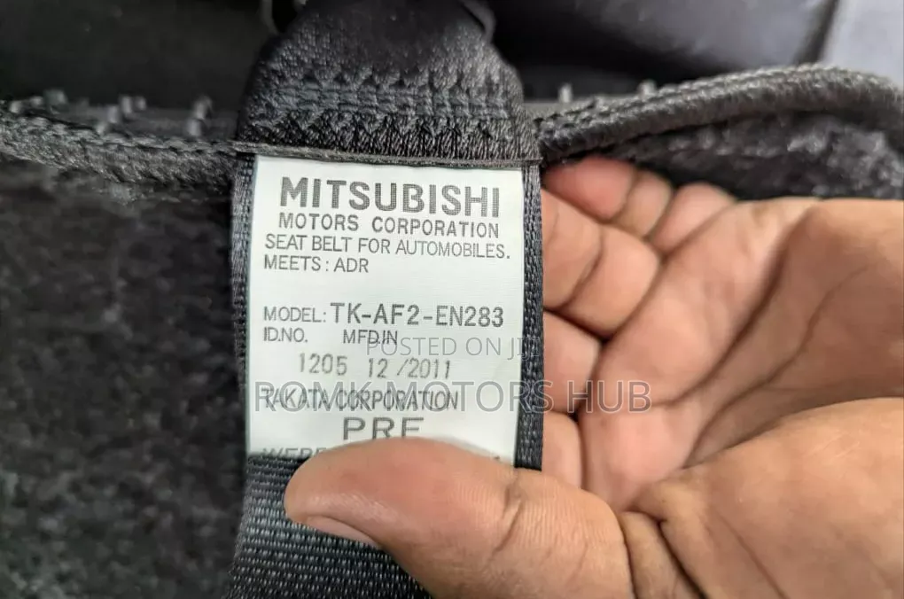 Mitsubishi Pajero 2011 Silver