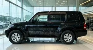 Mitsubishi Pajero 2004 Black