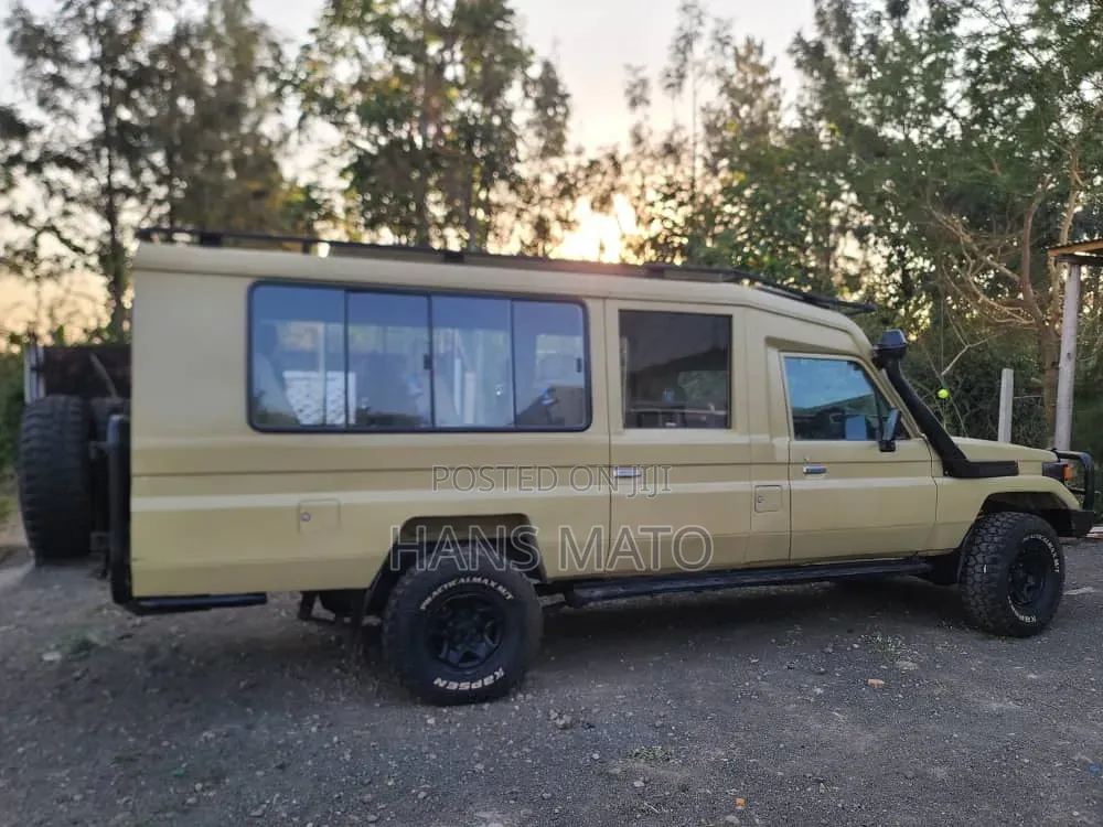 Toyota Land Cruiser 79 Series 2008 Beige